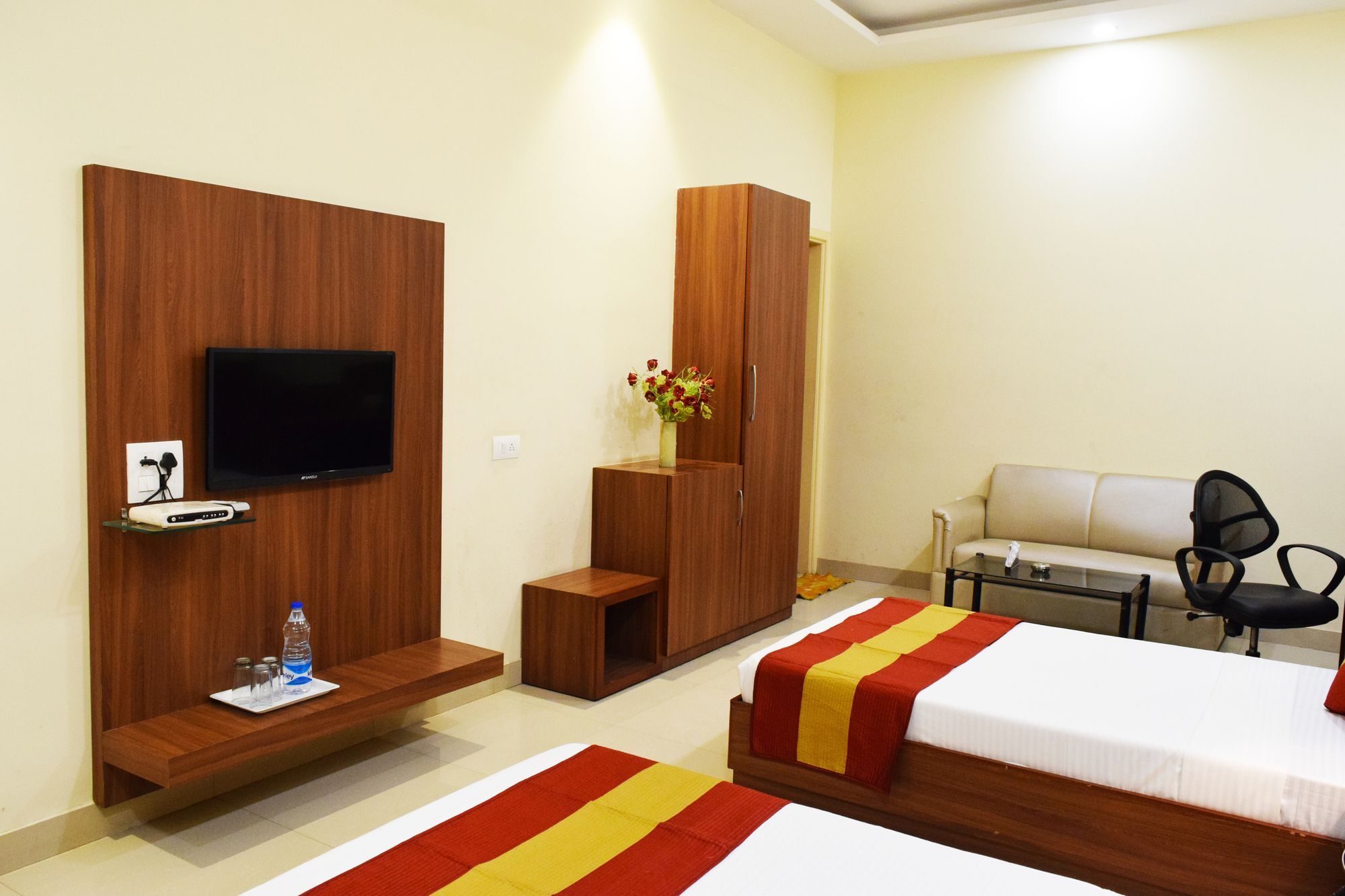 Hotel Palace Amritsar Exterior foto